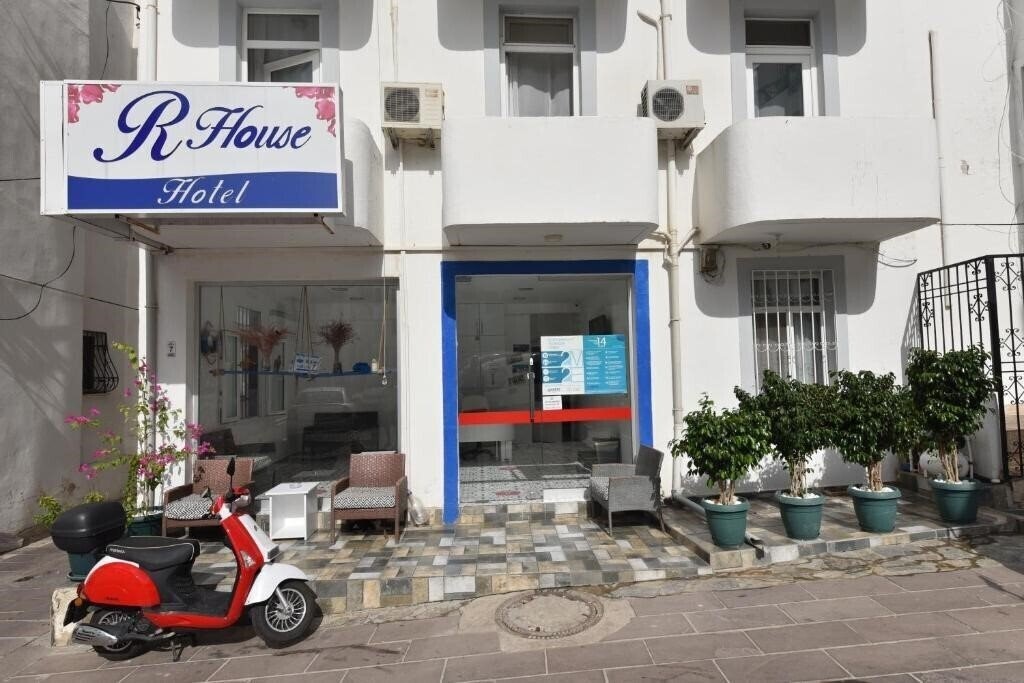 Фотографія R House Hotel 2*