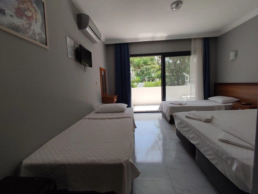 Территория Sarsilmaz Otel 3*