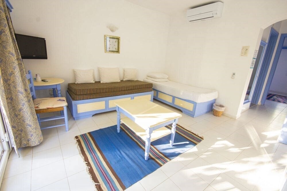 Апартаменты Tamarisk Murat Hotel 3*