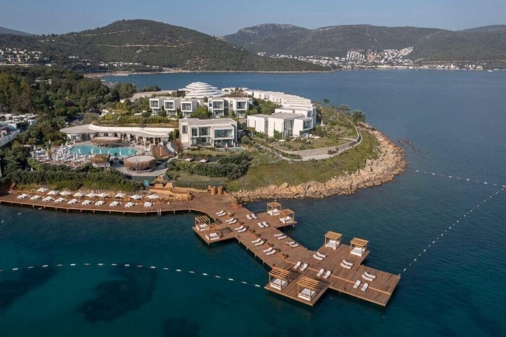 Готель Susona Bodrum Lxr Hotels & Resort 5*
