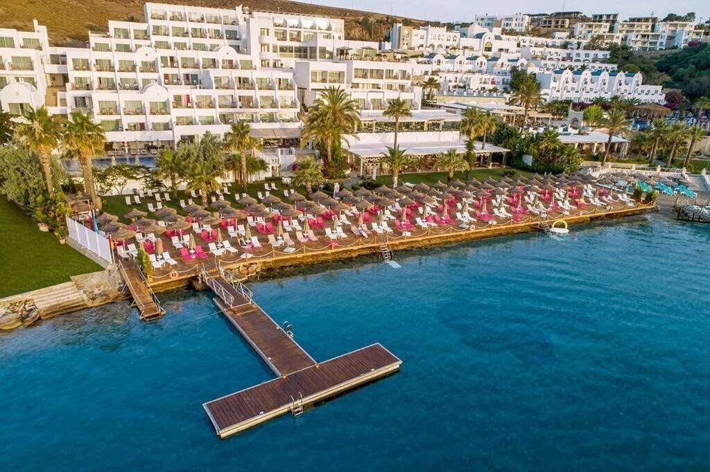 Готель Prive Hotel Bodrum (ex. Voyage, Club Voyage Charm) 5*