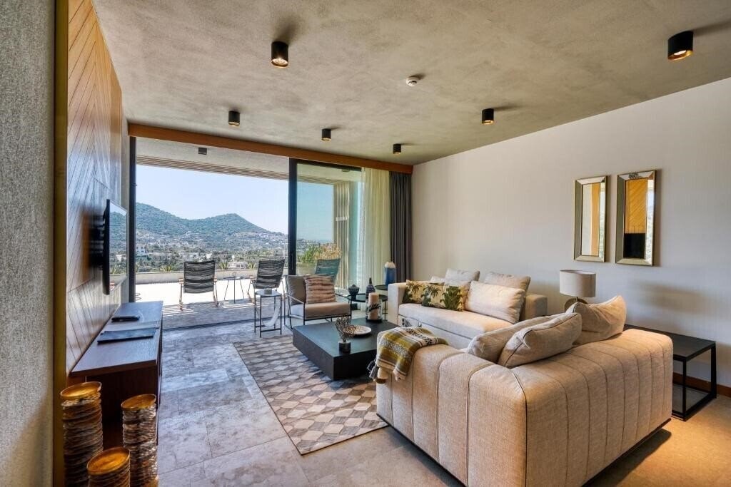 Апартаменты G Beyond Apartments & Villas 4*