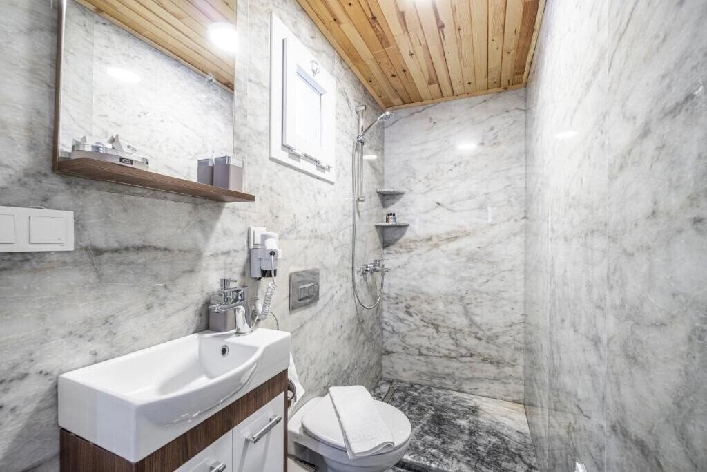 Апартаменты Boti Butik Hotel (ex. Mucho Boutique Hotel) 3*