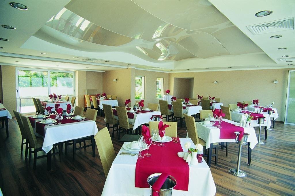 Апартаменты Hotel Forever Club 4*