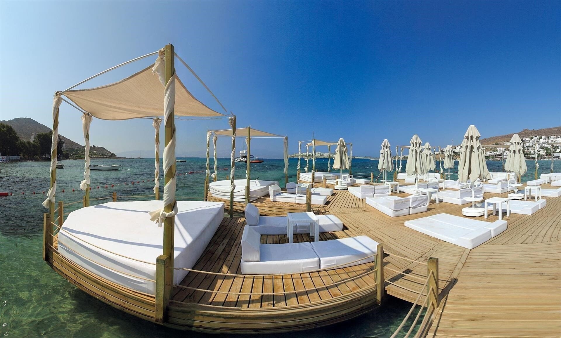 Апартаменты Camelot Boutique & SPA 4*