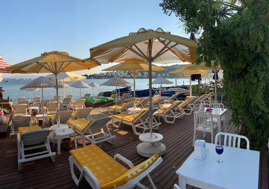 Апартаменты Bitez Garden Life 4*