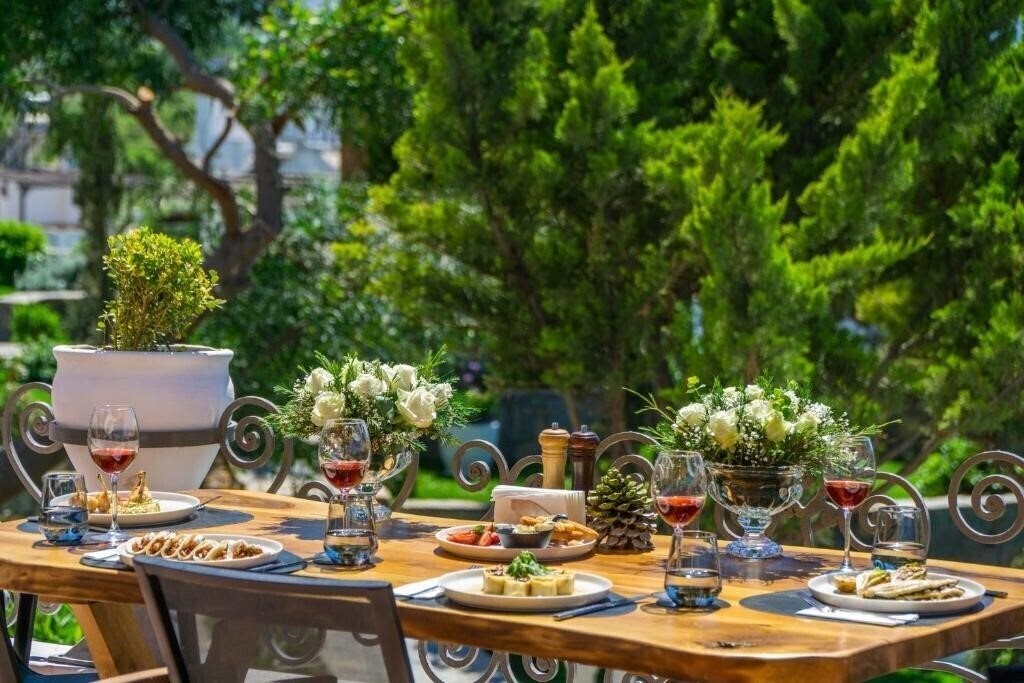 Панорама CACTUS CHARME HOTEL (ex. Cactus Charm Hotel) 3*