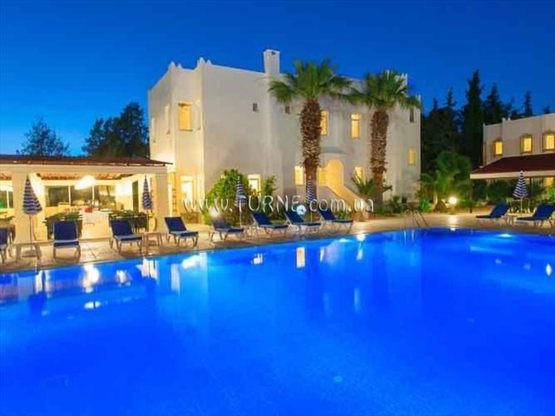 Апартаменти Kassandra Hotel 3*