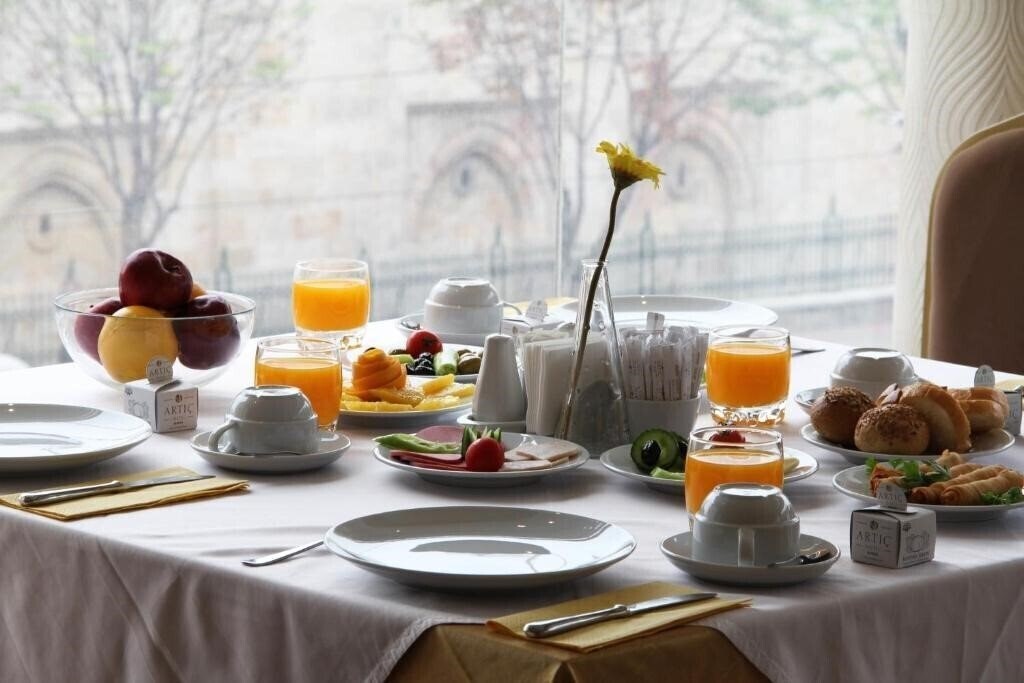 Апартаменти Artic Hotel 3*