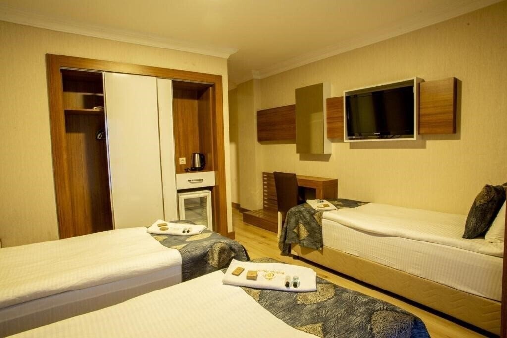 Вид Bursa Palas Hotel 3*