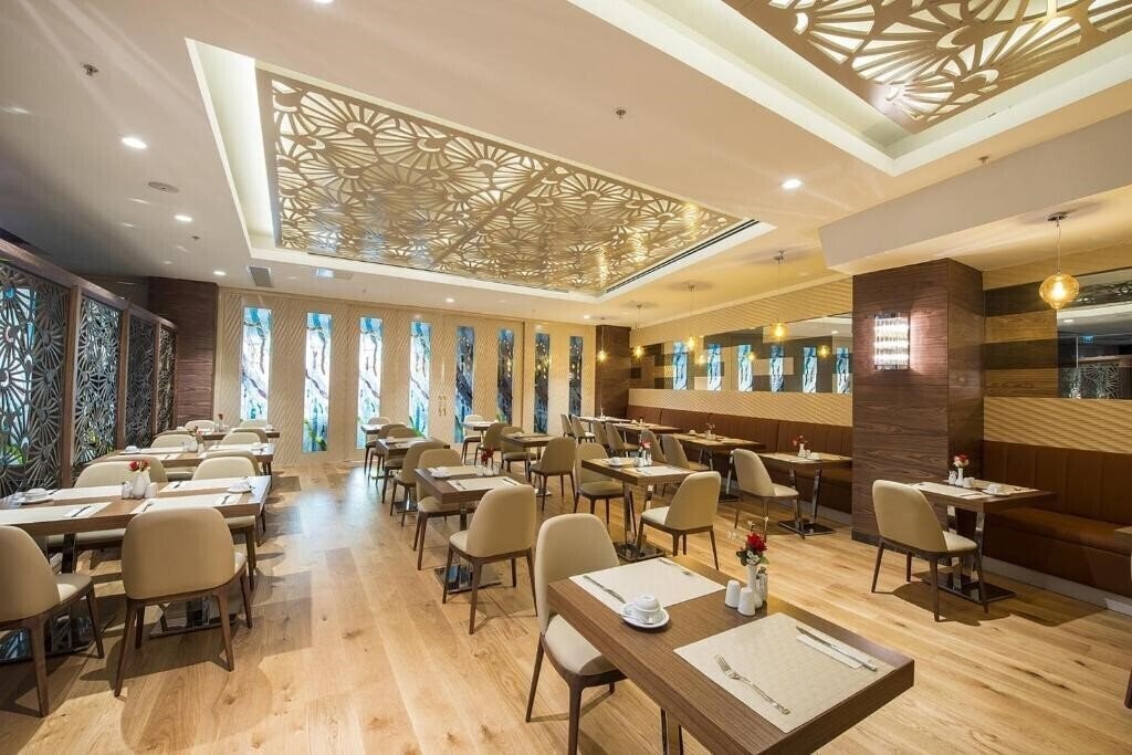 Апартаменти Ramada Hotel Gemlik 4*