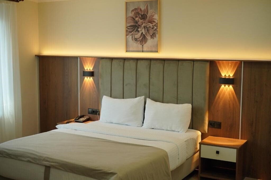 Фото Lion City Hotel 3*