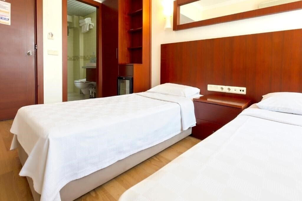 Панорама Hotel Pelit (ex. Ataol Troya Hotel, Troia Anzac Hotel) 3*