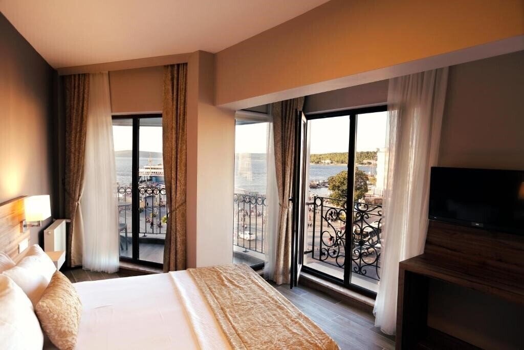 Територія Kule Hotel 3*