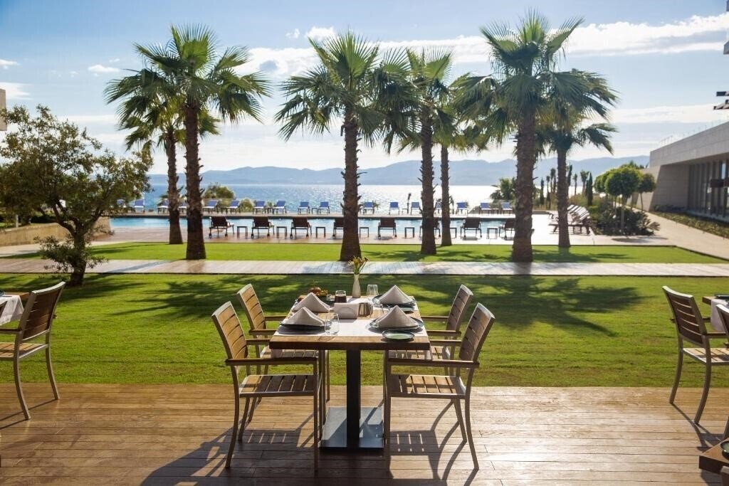 Апартаменты On Live Deluxe Hotel (ex. Onlive) 5*