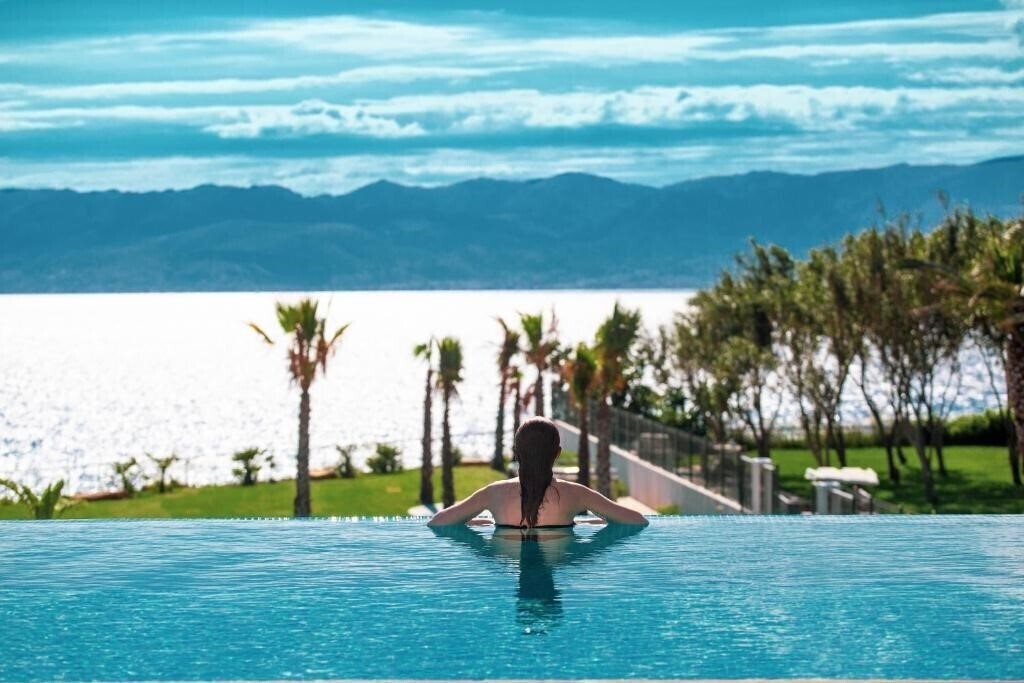 Территория On Live Deluxe Hotel (ex. Onlive) 5*