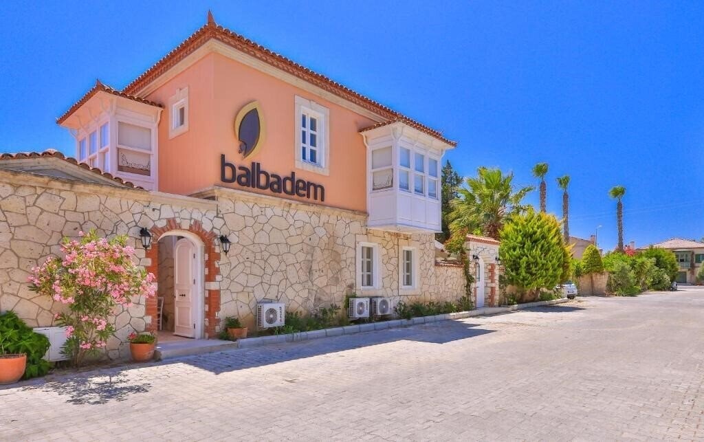 Готель Alacati Balbadem Hotel 3*