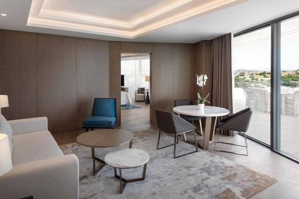 Апартаменти Reges Resort & Spa 5*