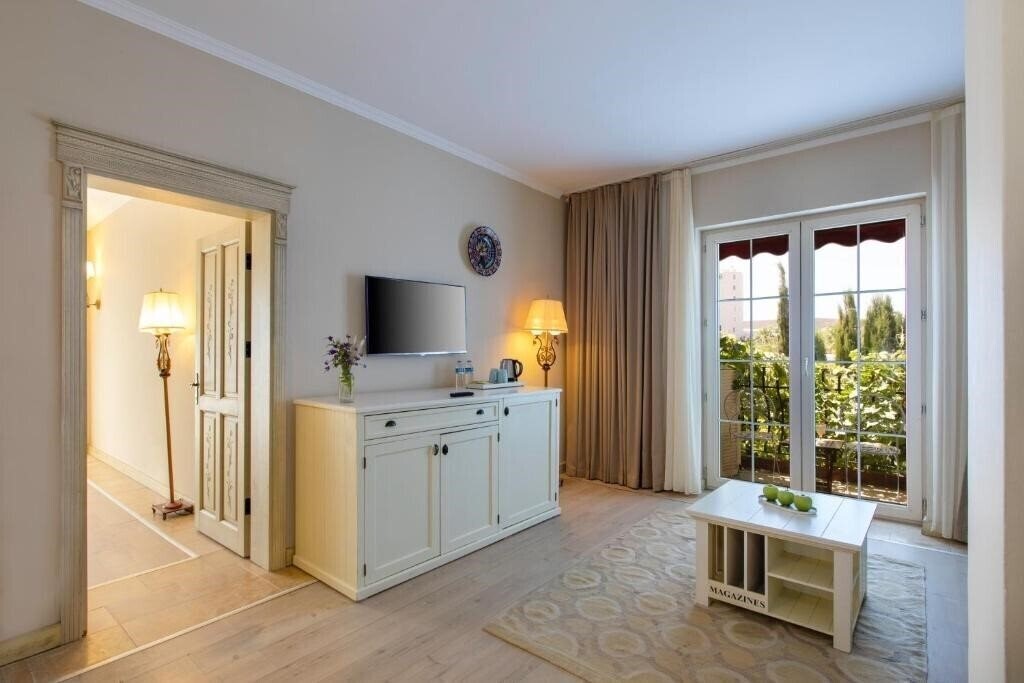 Вид Alacati Beach Resort (ex. Alacati Beach Resort & SPA, Kairaba Alacati Beach Resort) 5*