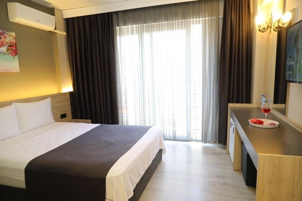 Панорама Grand Faik Hotel 3*