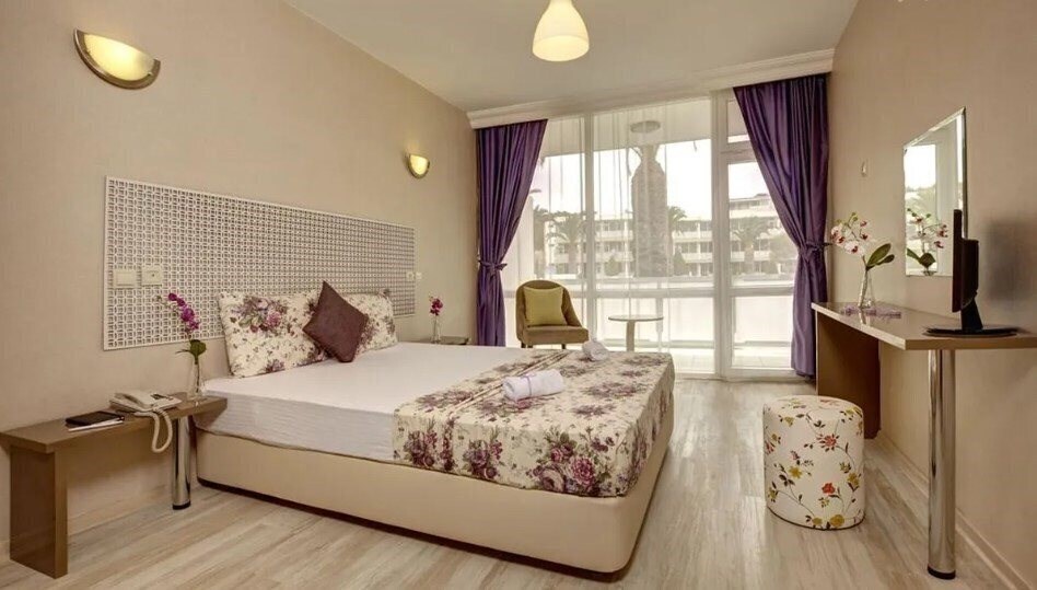 Панорама A 11 Hotel Cesme 4*