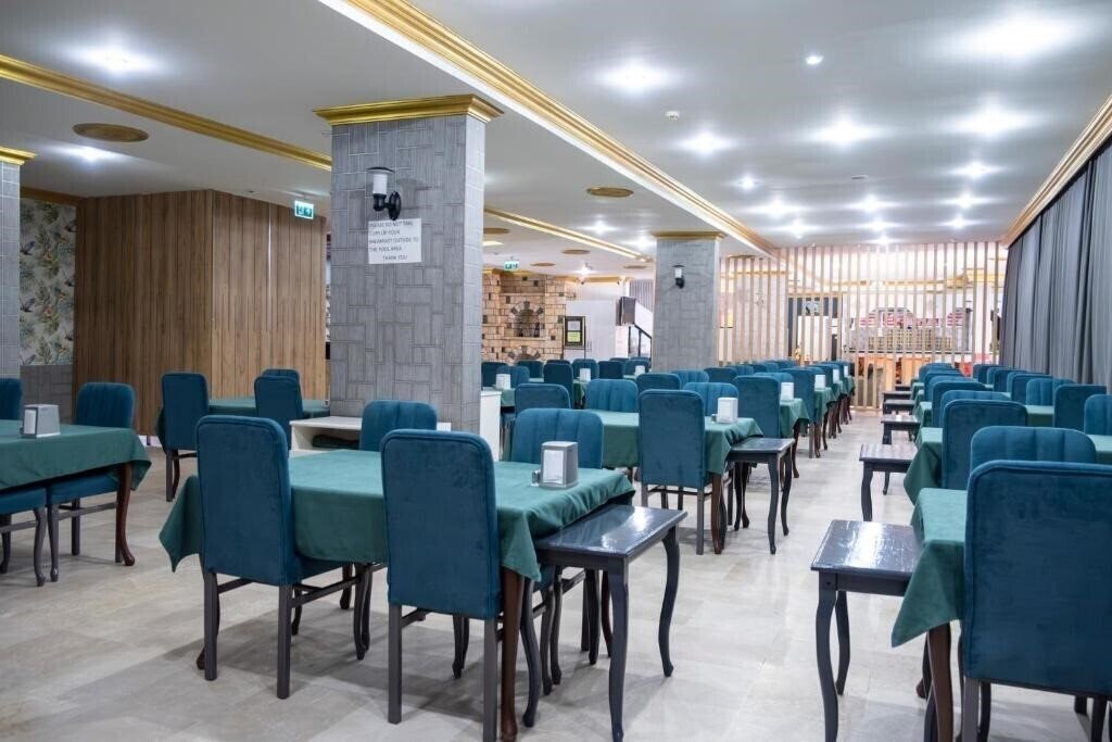 Апартаменты Mustis Royal Plaza 3*