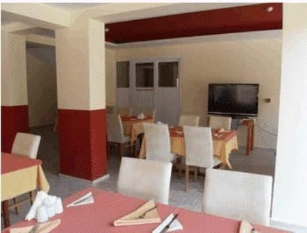 Апартаменти Grove Hotel 2*