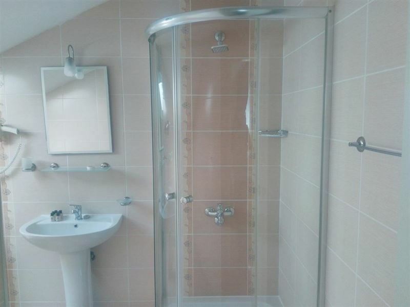 Готель Grove Hotel 2*