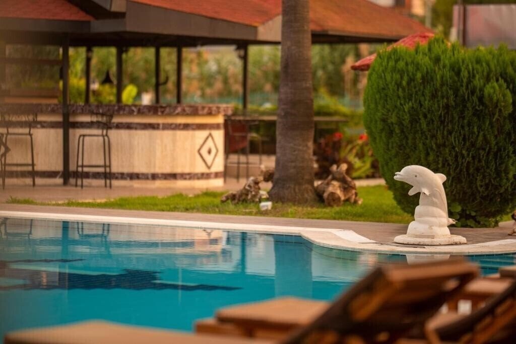 Територія Golden Moon 3*