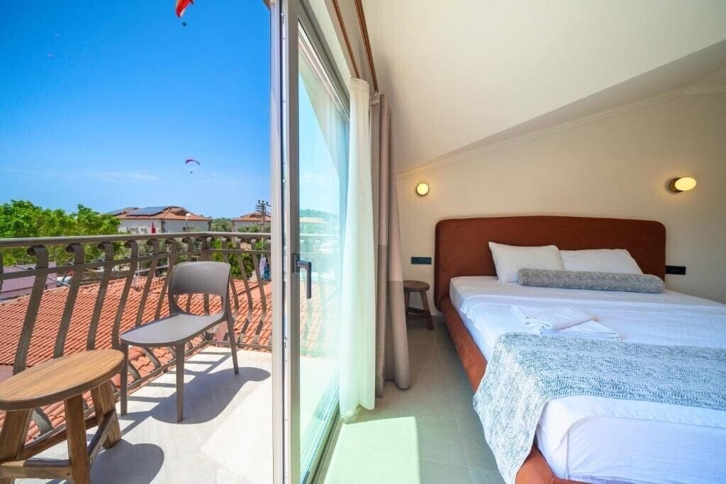 Фото Magic Tulip Beach 3*