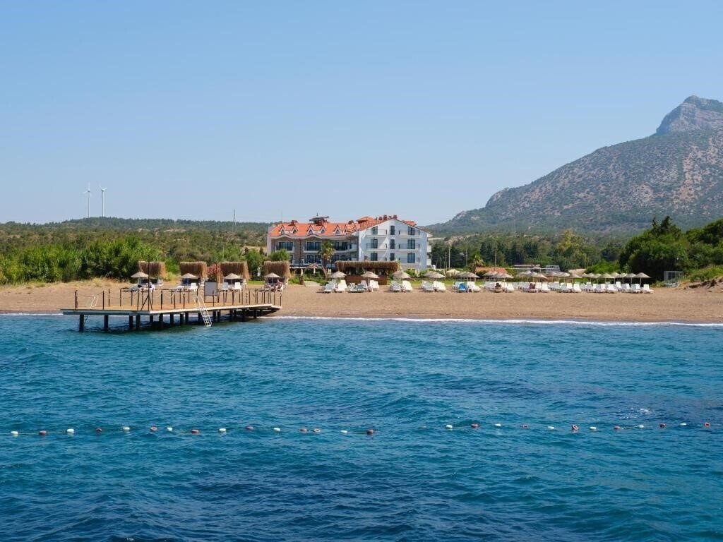 Панорама Acroter Hotel & SPA 4*
