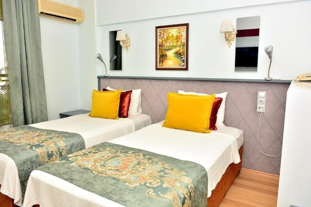 Апартаменти Panormos Hotel 3*