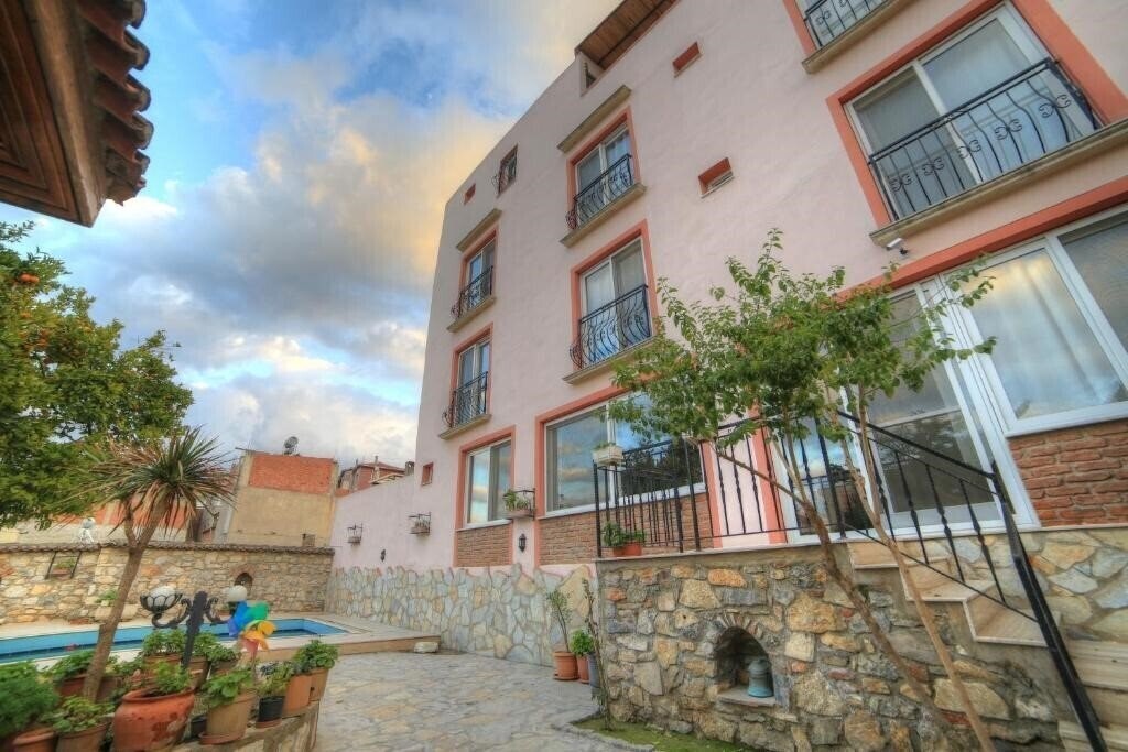 Територія Nazar Hotel 3*