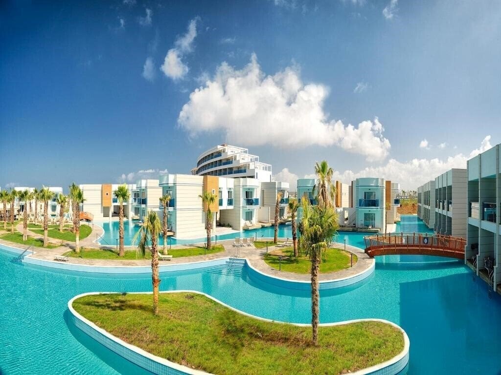 Фото Aquasis De Luxe Resort & Spa 5*