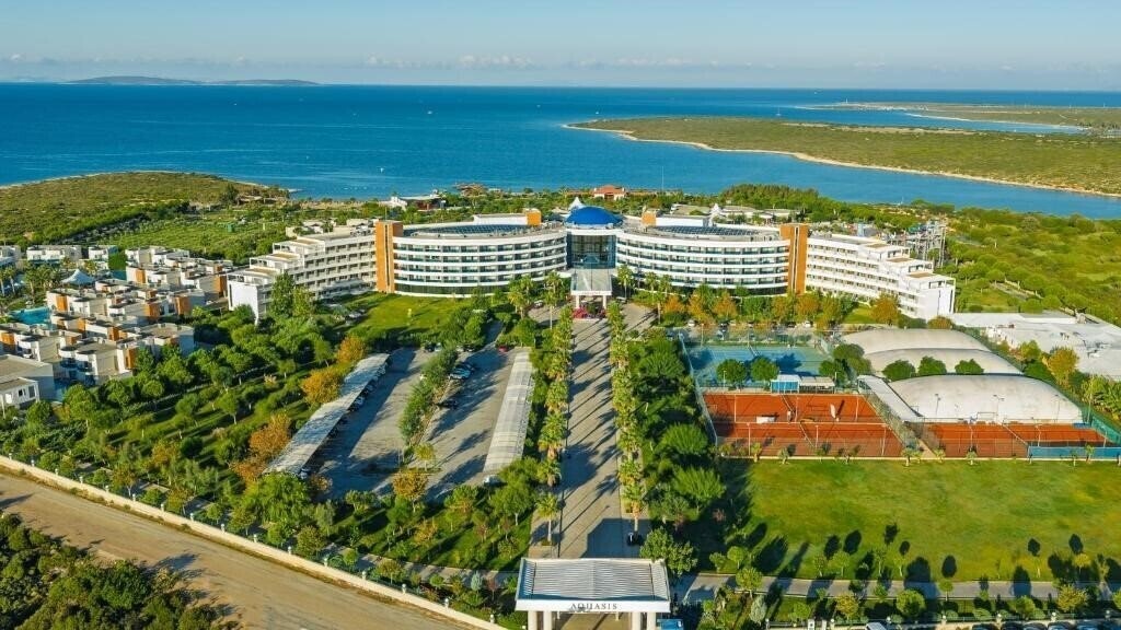 Вид Aquasis De Luxe Resort & Spa 5*