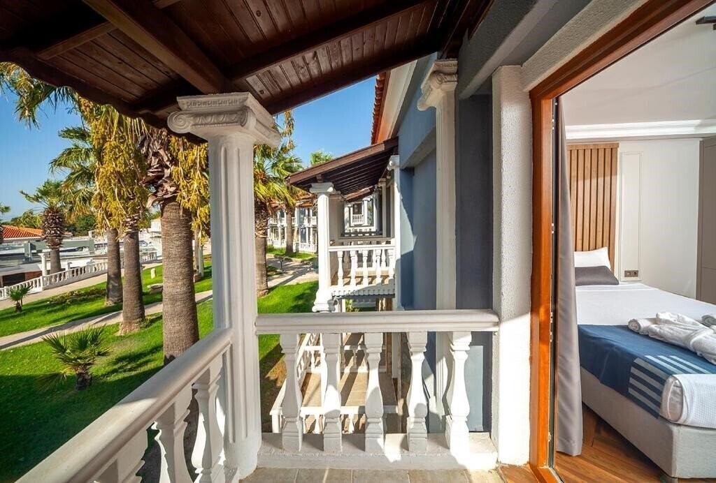 Вид Lucas Didim Resort (ex. Club Tarhan Serenity, Club Tarhan Beach, Tarhan, Majesty Club Tarhan Beach) 5*