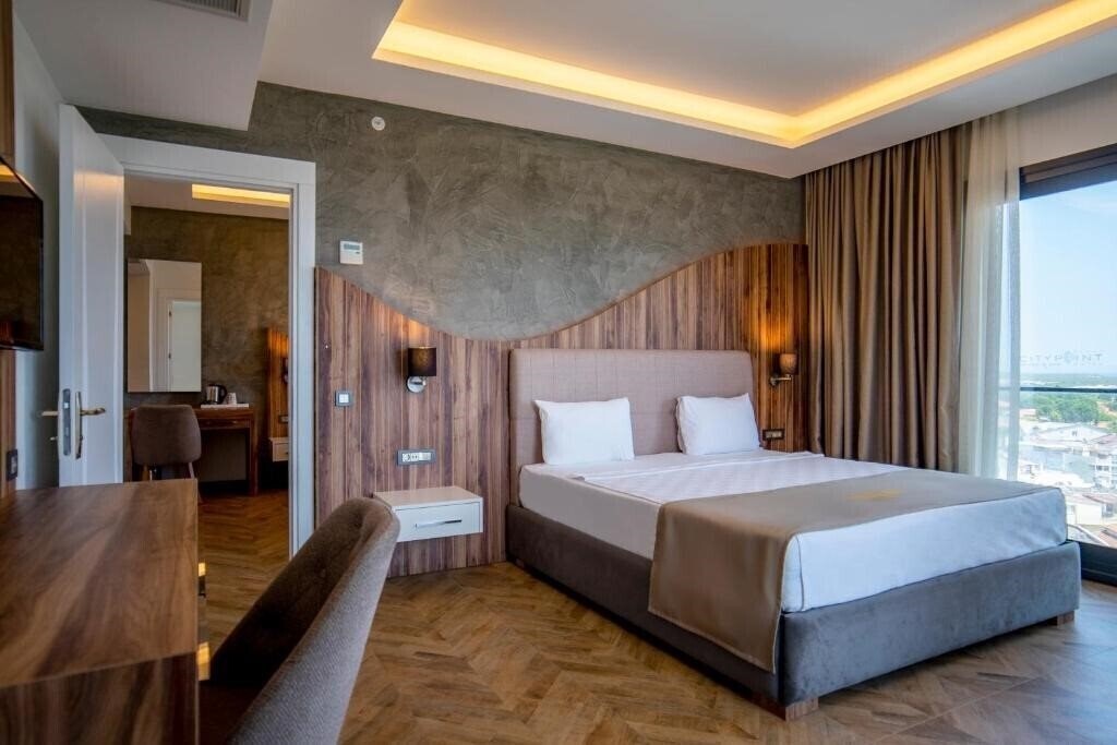 Панорама Maril Beach & SPA Hotel (ex. City Point Beach & SPA, City Point Deluxe Hotel, Maril Resort Hotel, Maril Deluxe Hotel & SPA) 5*