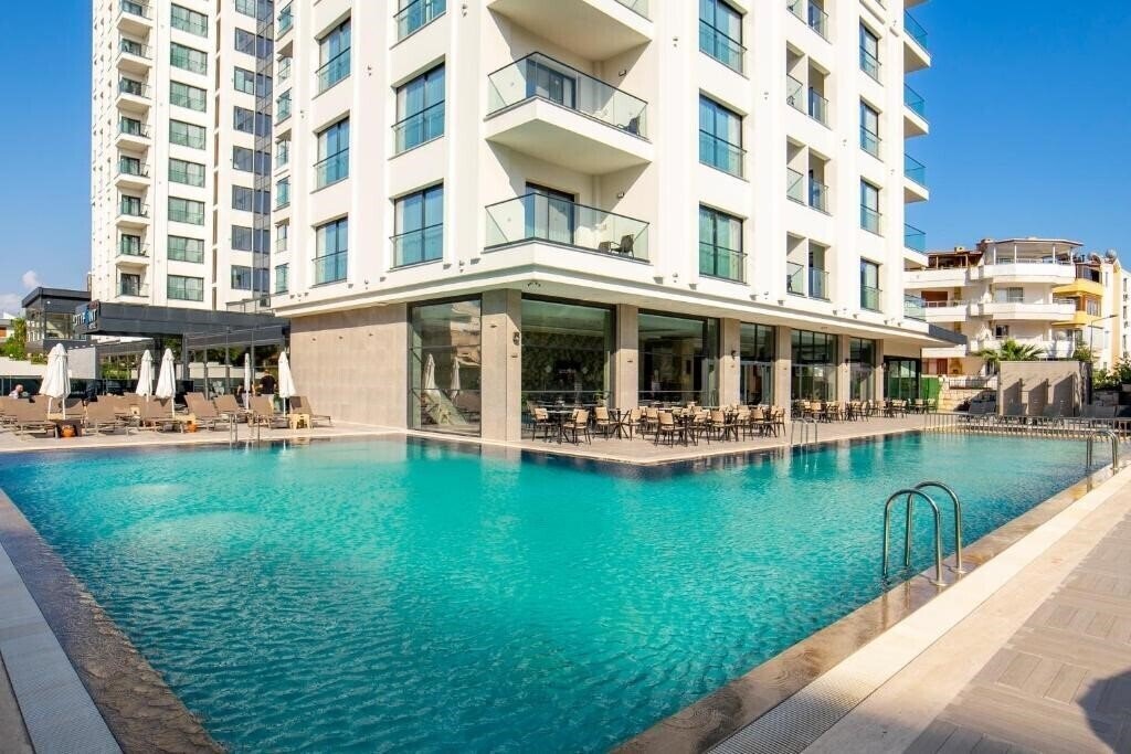 Фото Maril Beach & SPA Hotel (ex. City Point Beach & SPA, City Point Deluxe Hotel, Maril Resort Hotel, Maril Deluxe Hotel & SPA) 5*