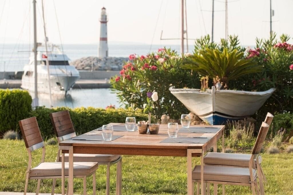 Вид Didim Yacht Club Hotel 5*