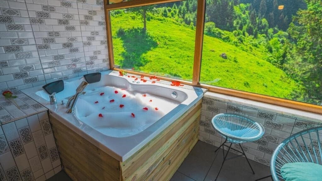Территория Pazarcik Mountain Hotel (Arakli/Trabzon) 3*