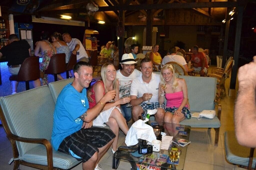 Територія Belcehan Beach 3*