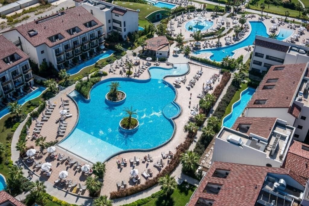 Картинка Akra Fethiye Tui Blue Sensatori (ex. Tui Sensatori Resort Barut Fethiye, Barut Fethiye Sensatori) 5*