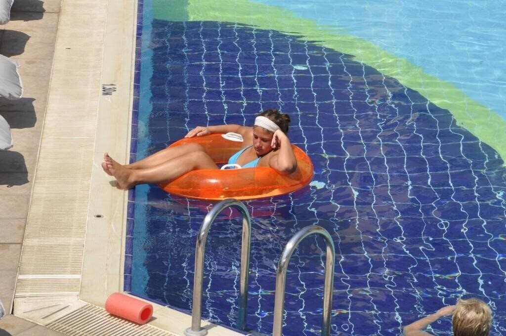 Территория Villa Beldeniz 3*