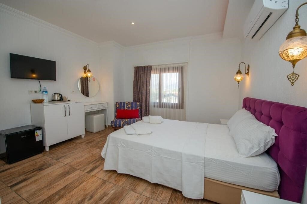 Отель Cennet Life Hotel 3*