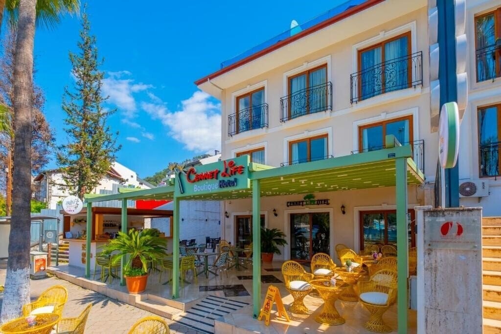 Панорама Cennet Life Hotel 3*