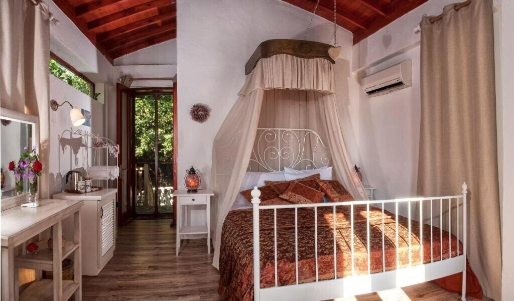 Вид Nautical Hotel (Adults Only) Special Class 3*