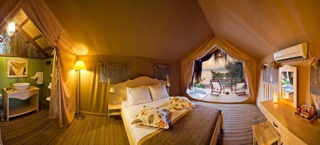 Панорама Perdue Hotel 4*