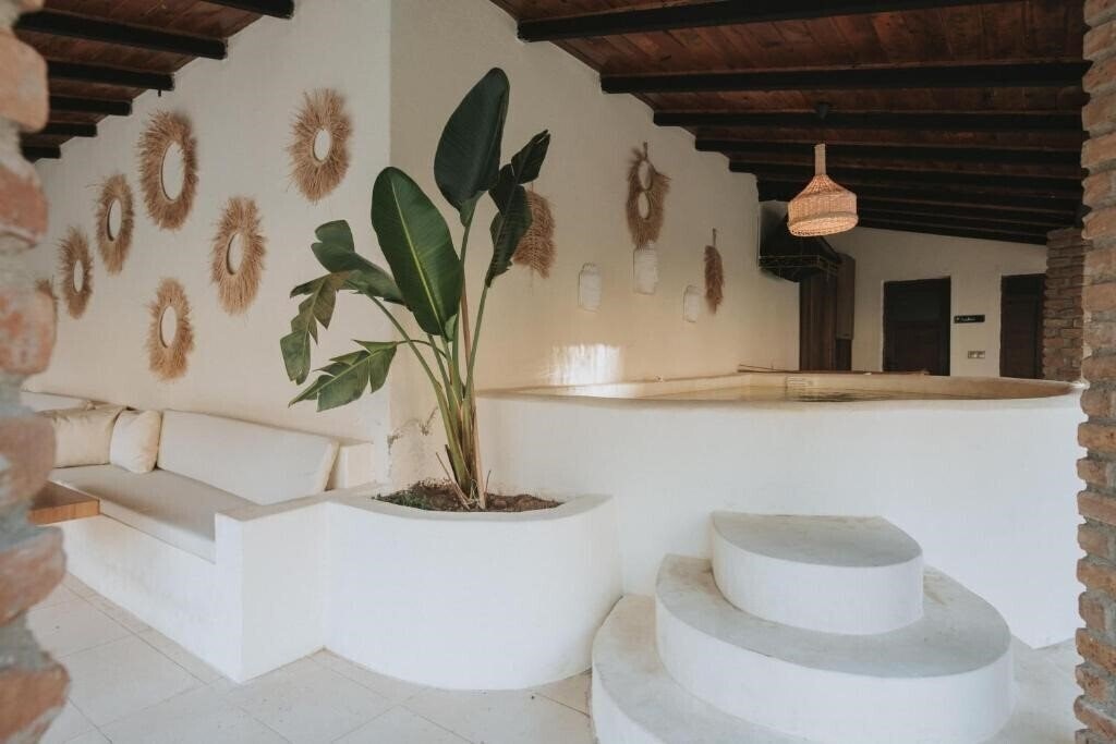 Панорама Han Deluxe Boutique Hotel 4*