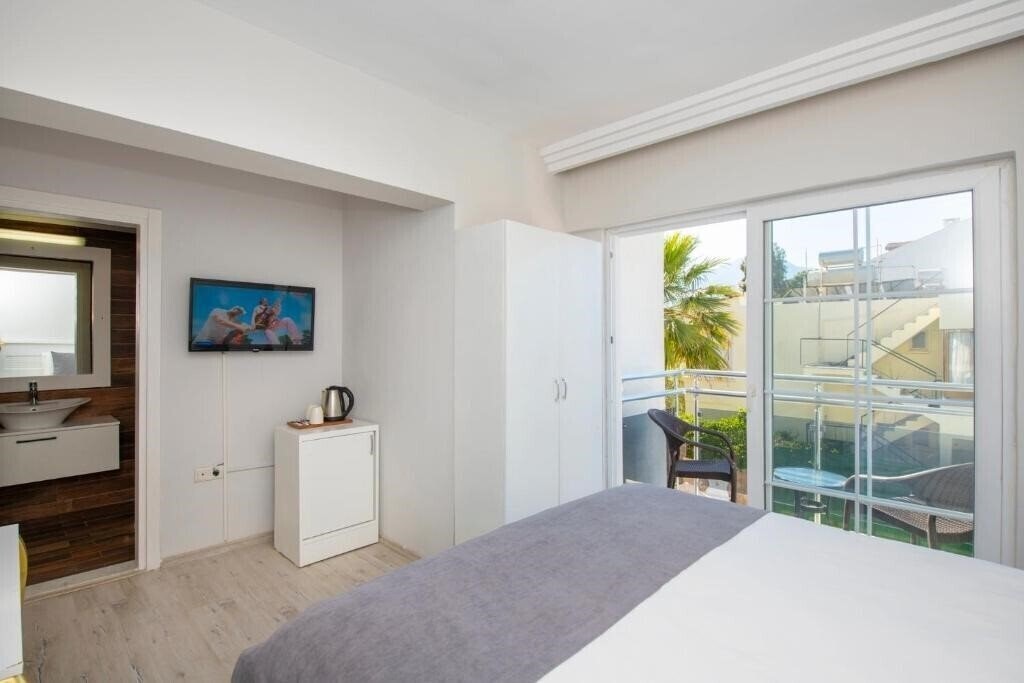 Фотография Mia Casa Hotel (ex. Manaspark Calis) 3*