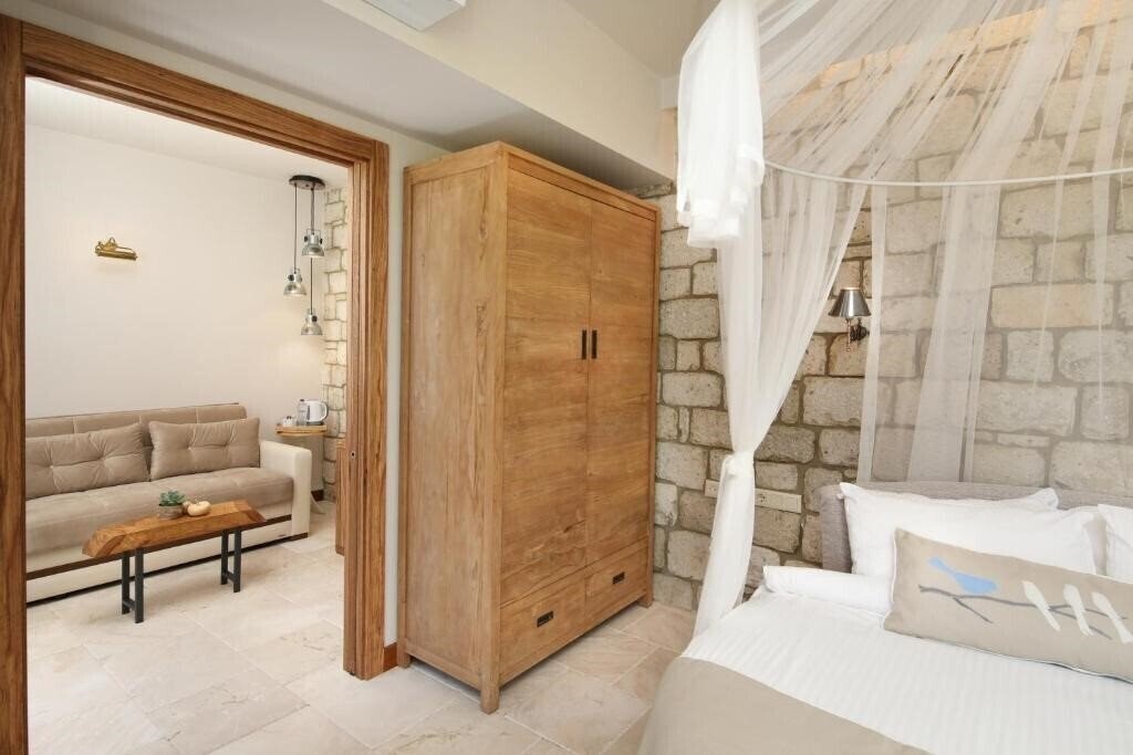 Панорама Alacati Kapari Hotel (ex. Alacati Kapari Butik Otel) 4*